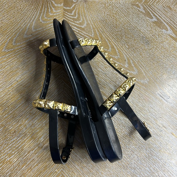 STUART WEITZMAN Jelrose Black Flat Sandals 5 - Picture 9 of 14